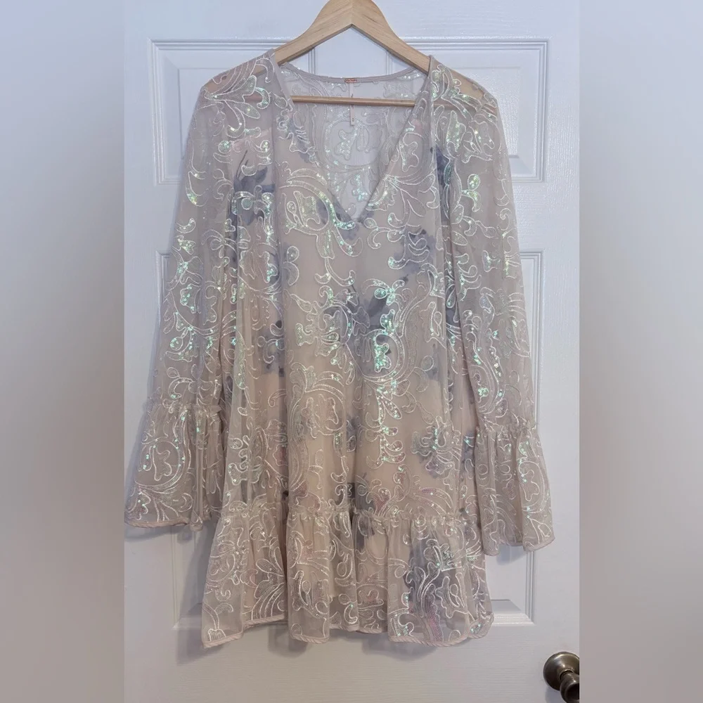 Free People Falling Flowers Frock Sequin Shift Bell Sleeve Boho Mini Dress M